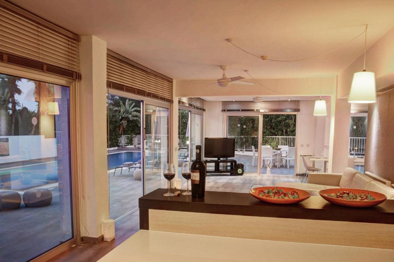 Olympic Gardens Villa Протарас Экстерьер фото